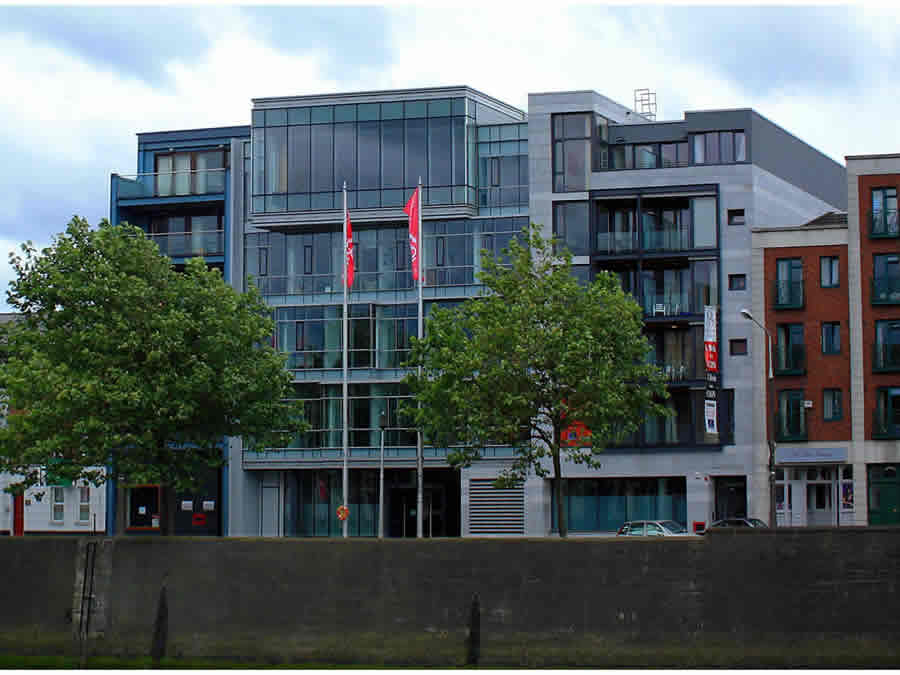 愛(ài)爾蘭外墻工程