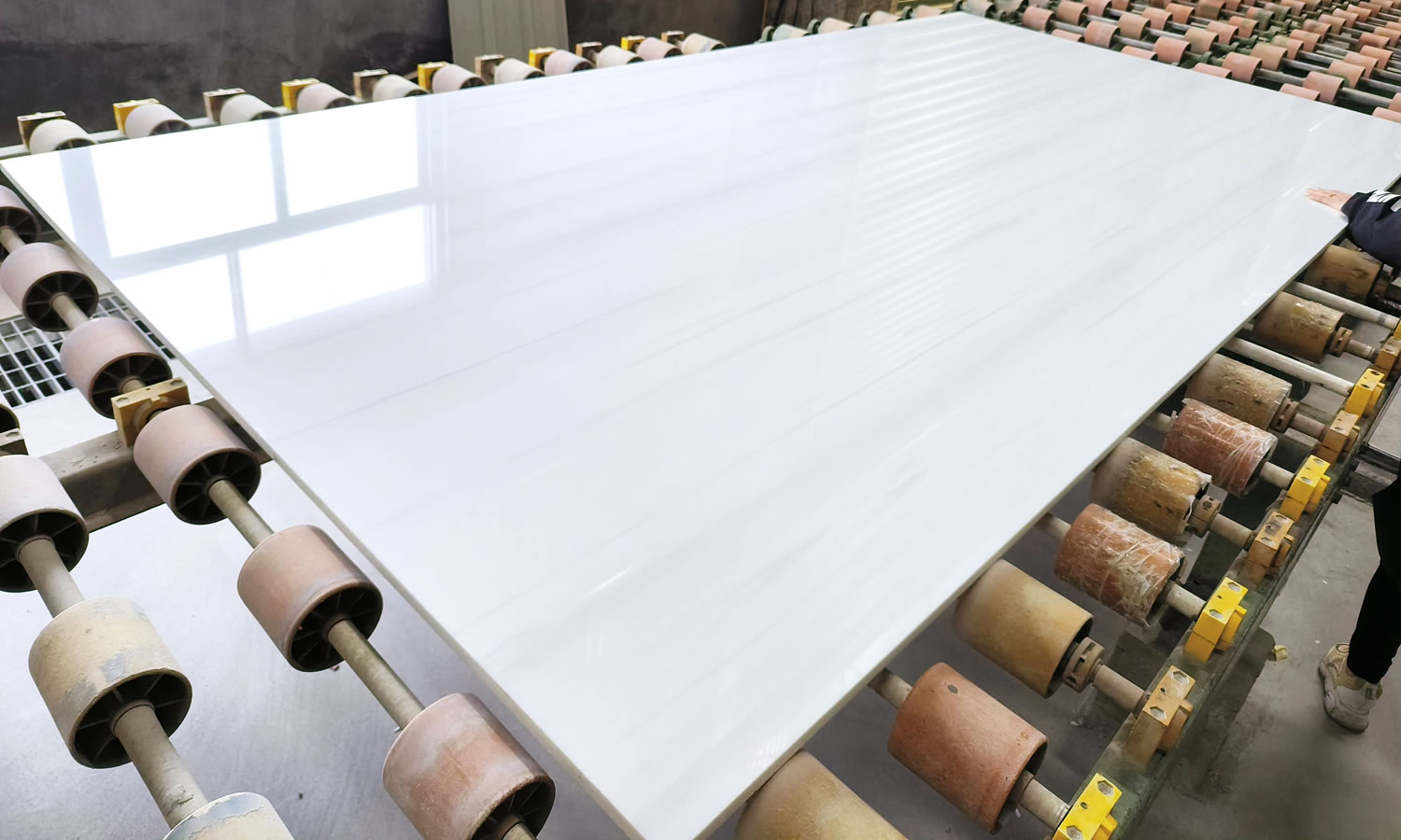 Nano Bianco Dolomite-1