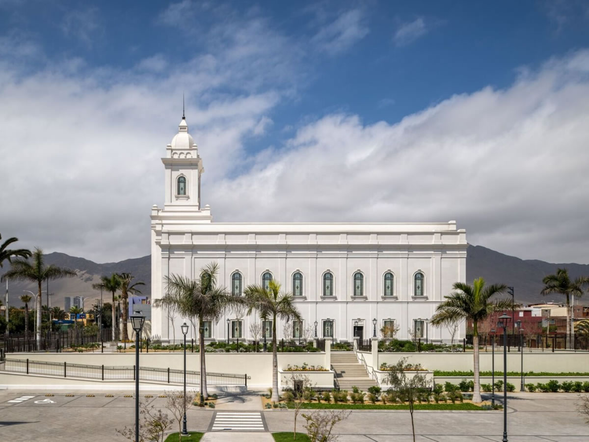 智利安托法加斯塔教堂